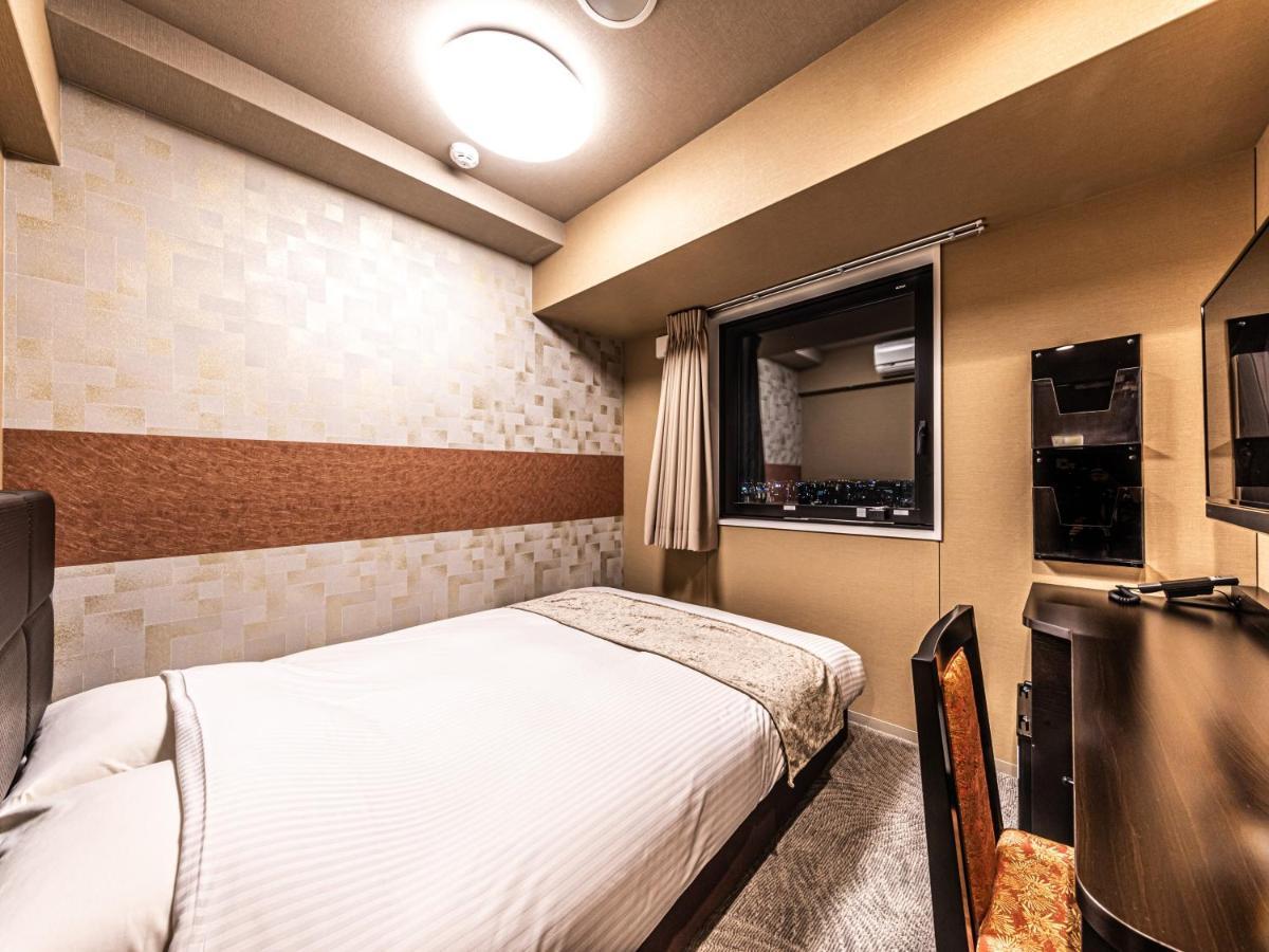 Apa Hotel Shin Osaka Eki Tower Exteriör bild